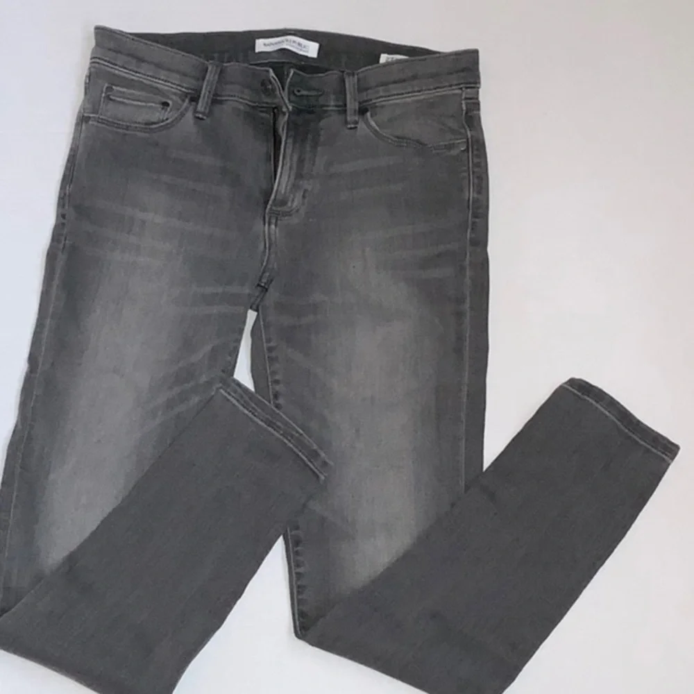 NWOT Banan Republic Skinny Ankle Jeans Black - Size 27